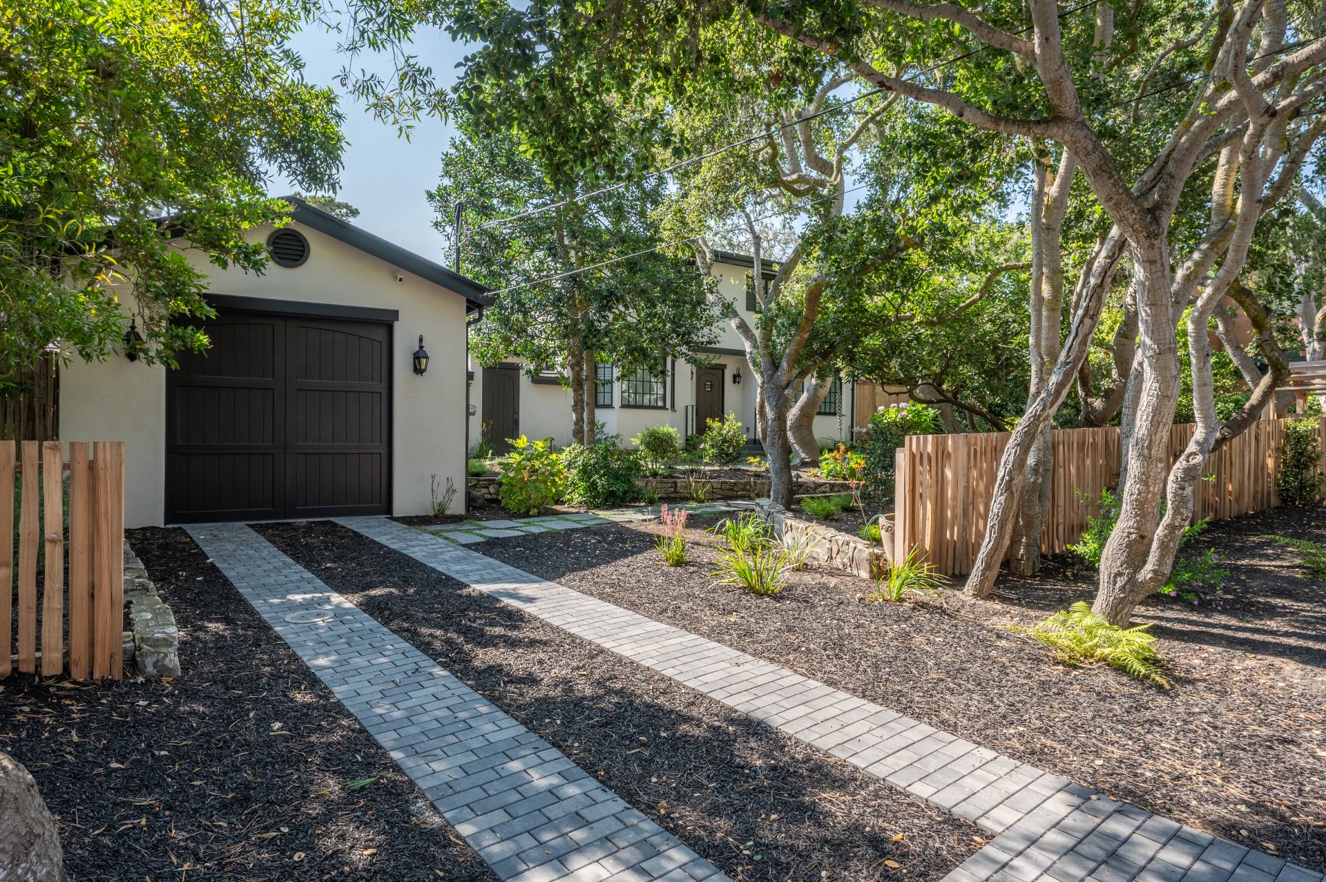 Modern-Mission-Hideaway-12
