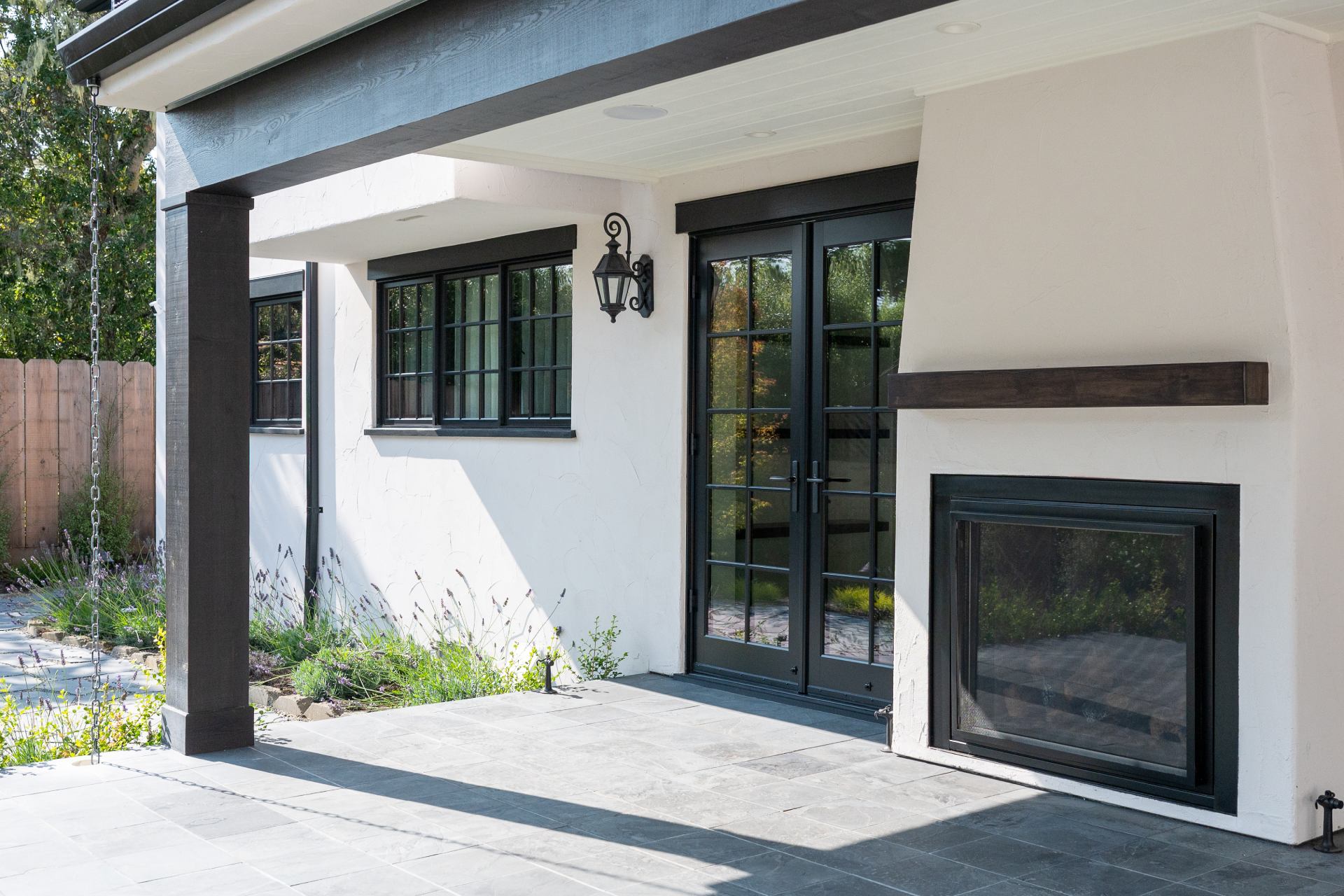 Modern-Mission-Hideaway-16