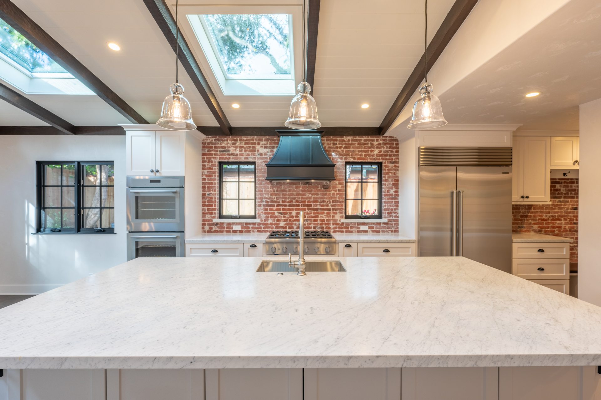 Modern-Mission-Hideaway-8