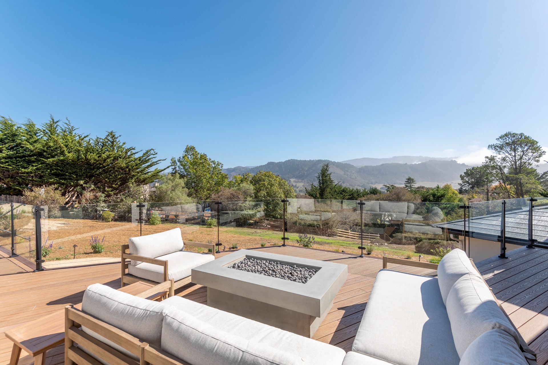 Organic-Hilltop-Overlook-11