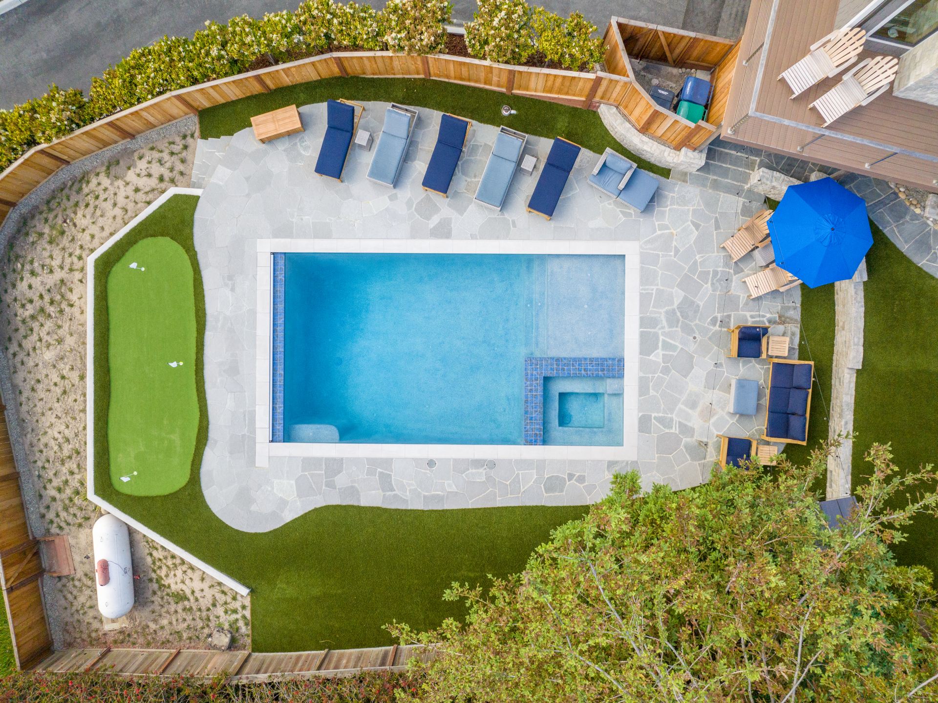 Sophisticated-Seaview-13