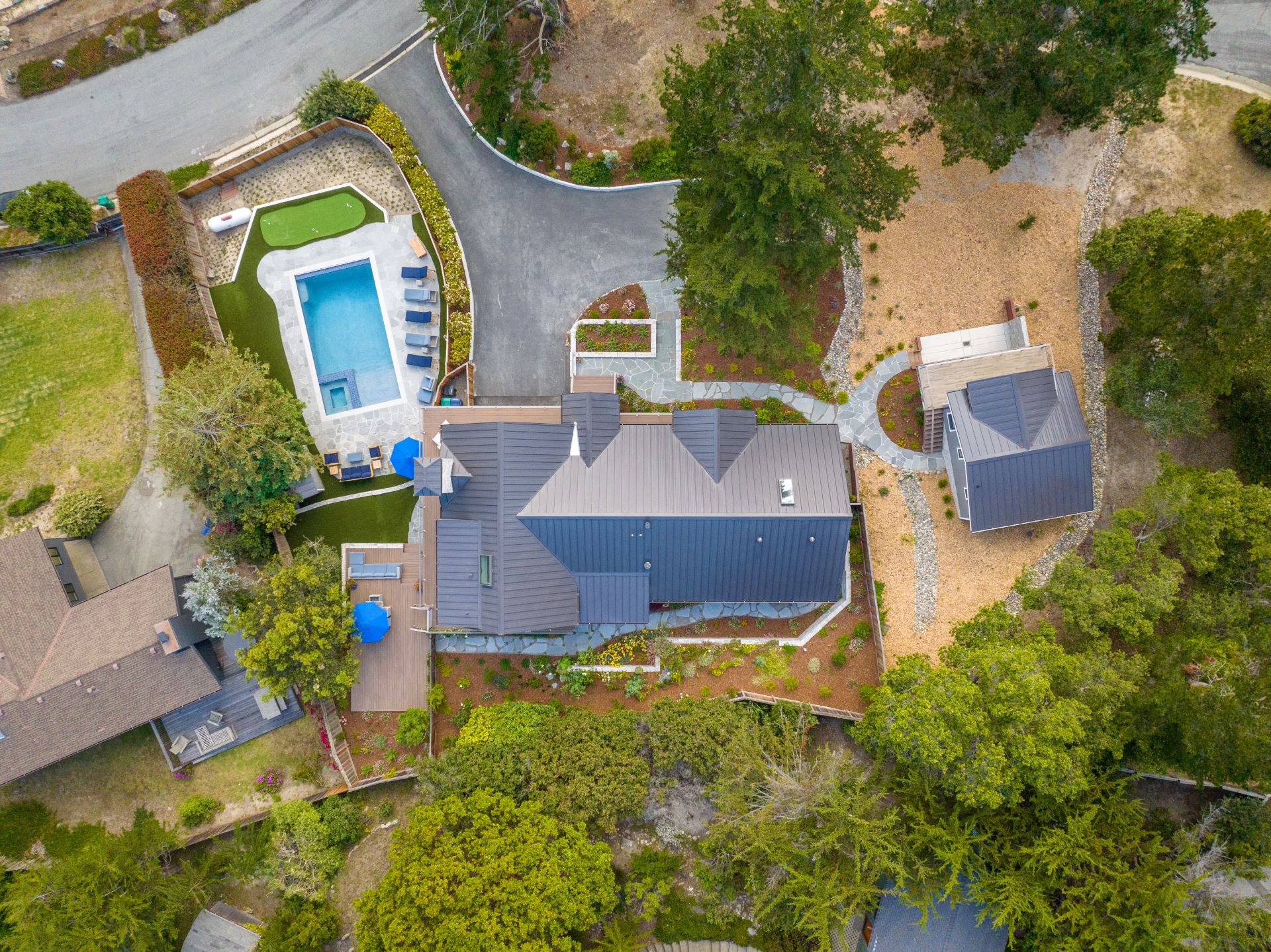 Sophisticated-Seaview-12
